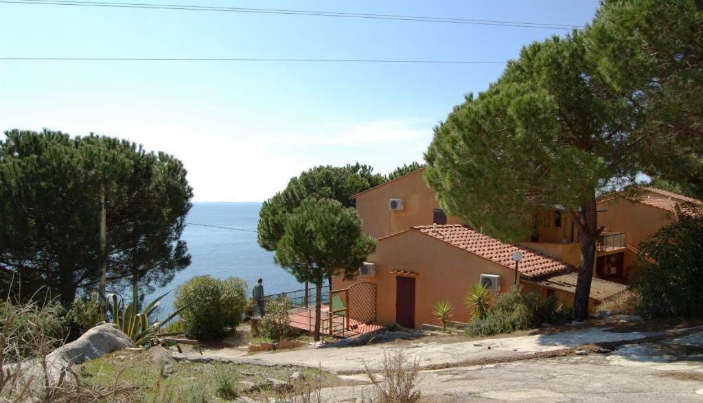 Residence La Calle Isola D'Elba Exterior foto
